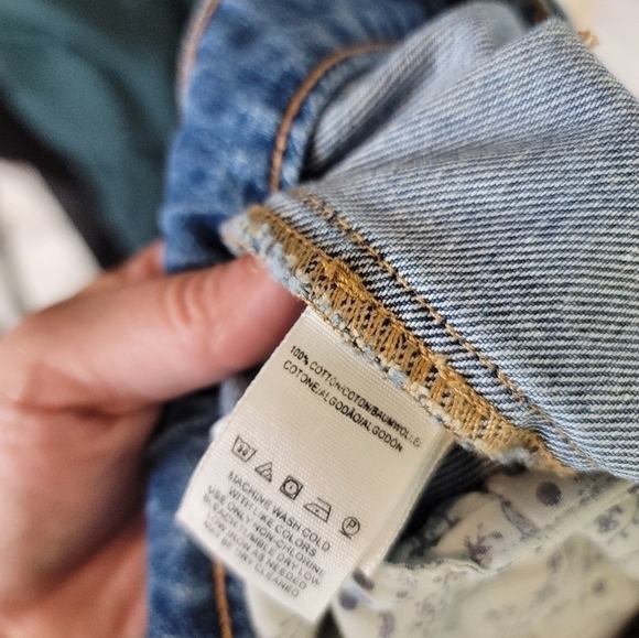 WE THE FREE FRONT POCKET BUTTON FRONT DENIM SKIRT, SZ 31 - Picture 12 of 13